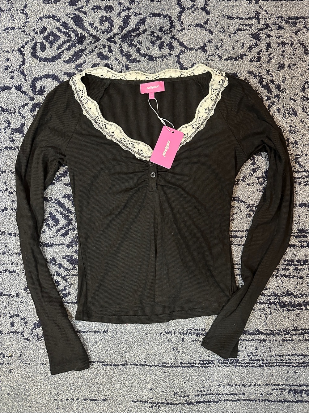 NWT EDIKTED Ribbed Black Long Sleeve Top with Cream Lace Trim size XS